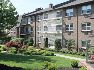 302 Piermont Ave APT 2C, Nyack, NY 10960