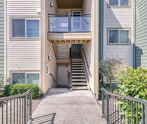 3rd image of 3008 N Narrows Dr Unit C203