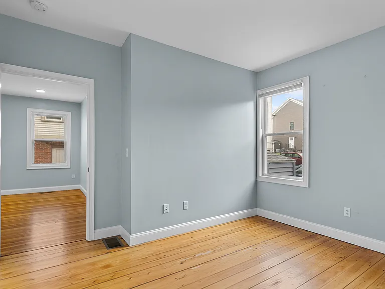 18 Trenton St — Photo 19