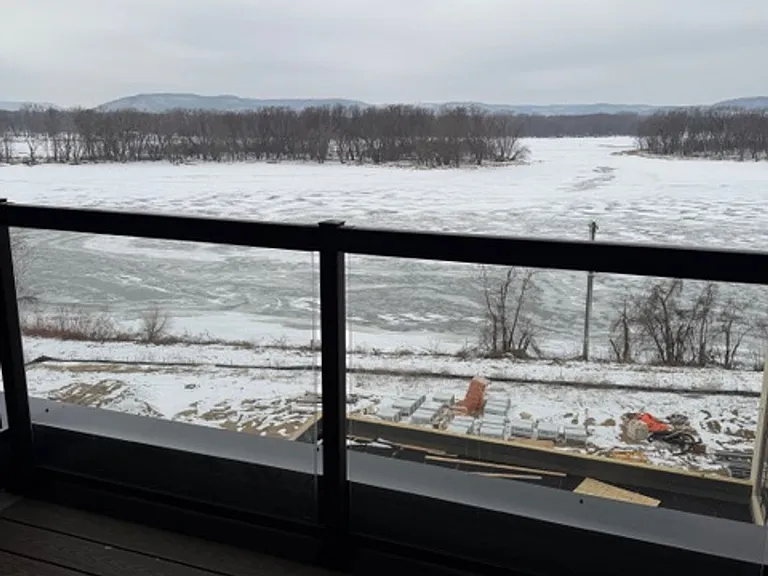 Brand New - War Eagle Apartments in the River Point District — Photo 51