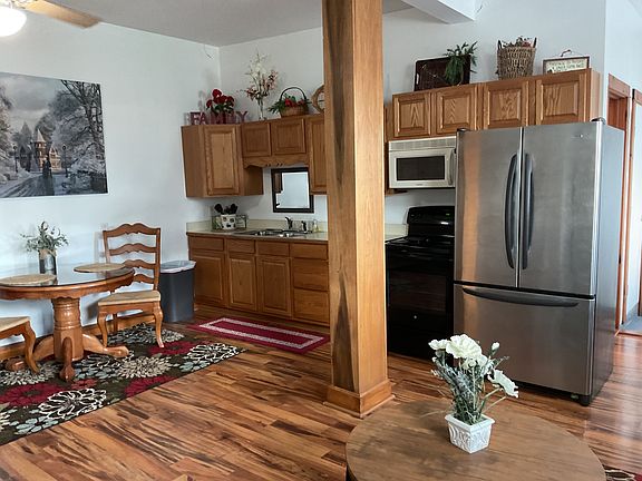 2nd image of 410 Kaler Ave