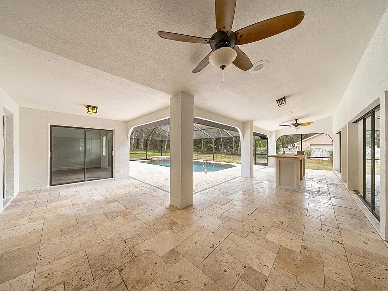 375 N Highview Ave — Photo 35