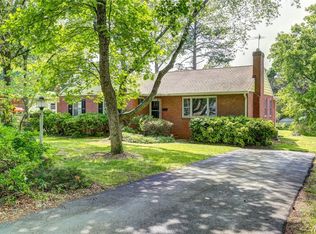 6213 W Club Ln, Richmond, VA 23226