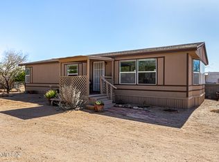 7790 N Prorodeo Rd, Tucson, AZ 85743