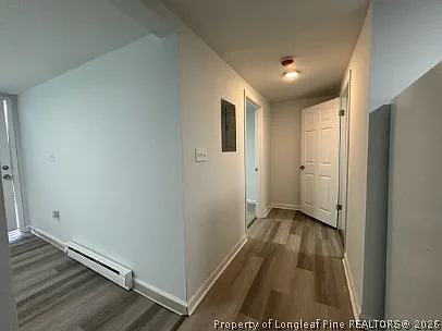 2 bed, 1.0 bath, 564 sqft, $1,099 — Photo 3