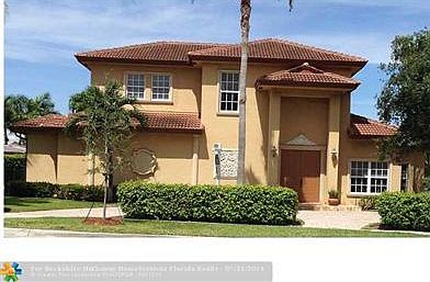 1st image of 1114 SE 4th Ct