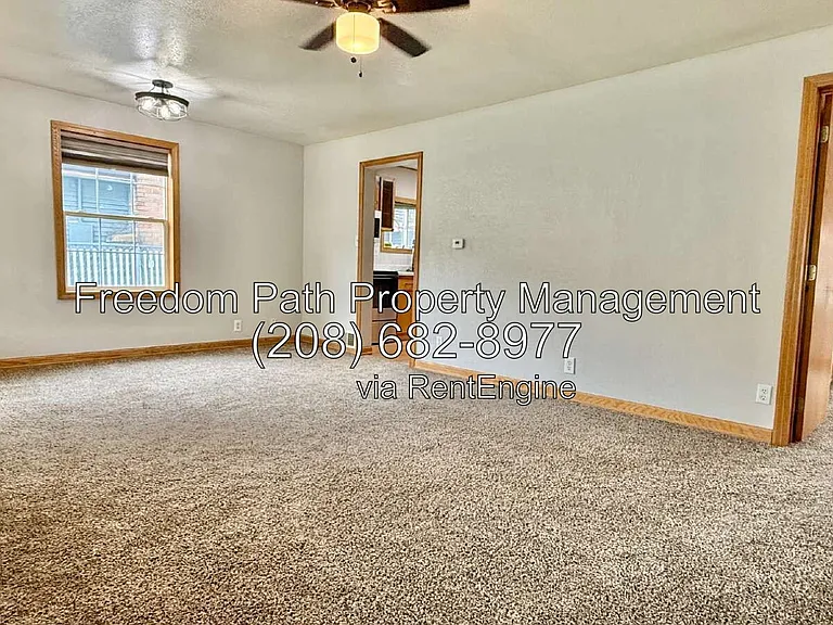 309 W Mission Ave — Photo 3