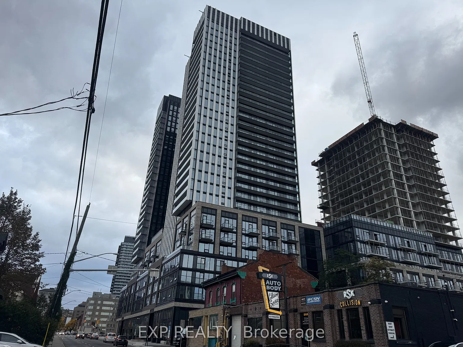 2 bed, $2,300 — Photo 2