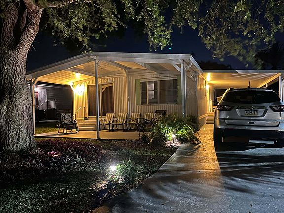 2nd image of 304 Mockingbird Avenue