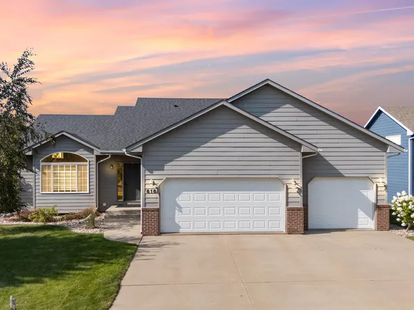 616 Saint Gregory St, Harrisburg, SD 57032