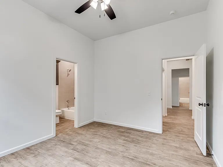 2600 Woods Edge Dr — Photo 19