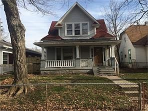 2nd image of 3247 N Graceland Ave