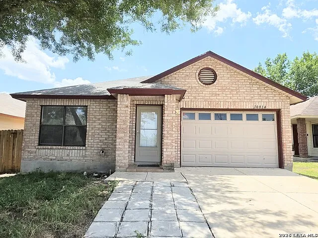 3 bed, 2.0 bath, 1056 sqft, $1,550 — Photo 2
