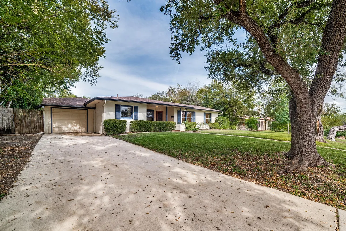 Building Photo - 1149 Garraty Rd