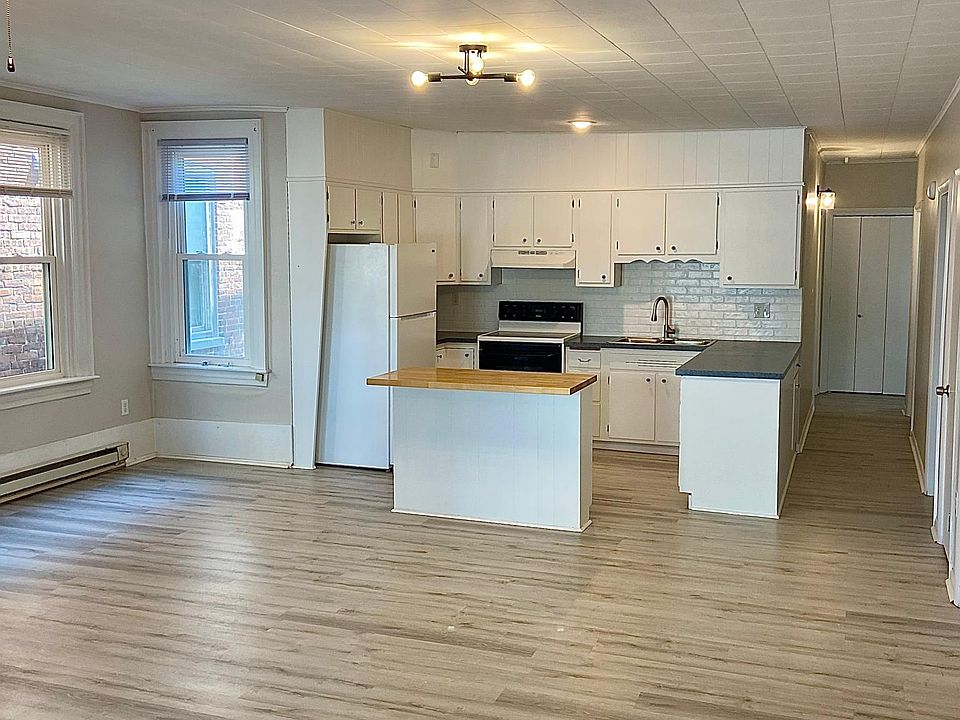 1st image of 518 Main St #1