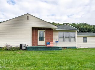 306 Woodward Ave, Lock Haven, PA 17745