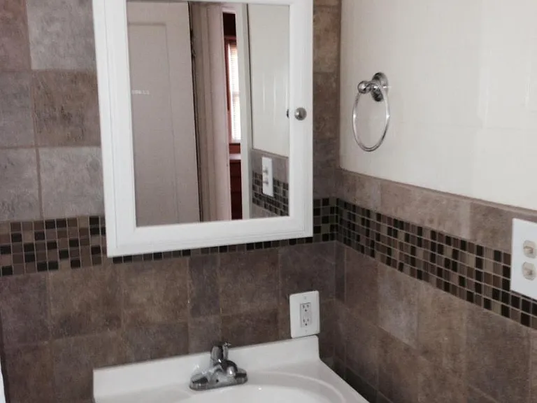 402 Springer Ave — Photo 5
