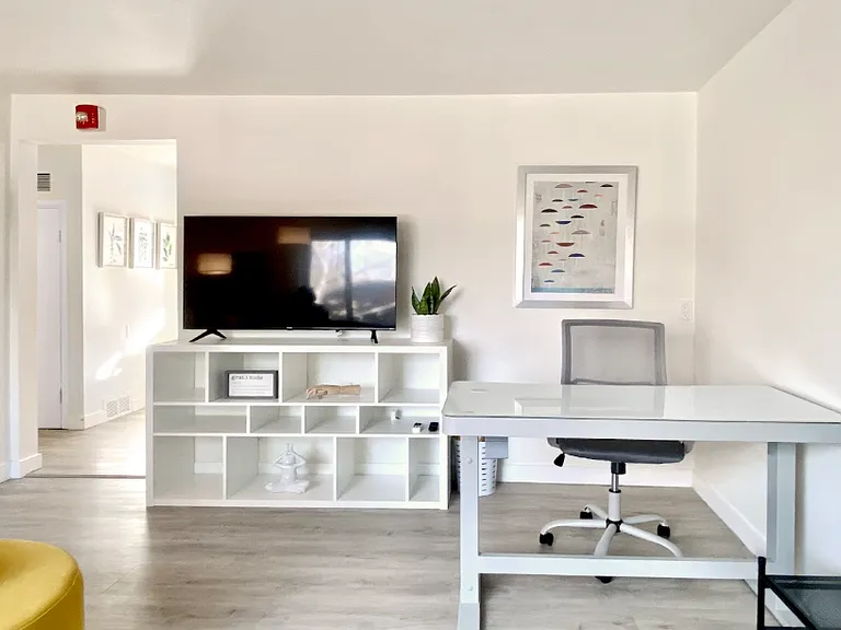 1860 Alpine Ave #4 — Photo 6