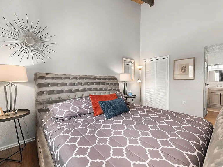 Ensuite Primary Bedroom 1 | Kingsize Bed