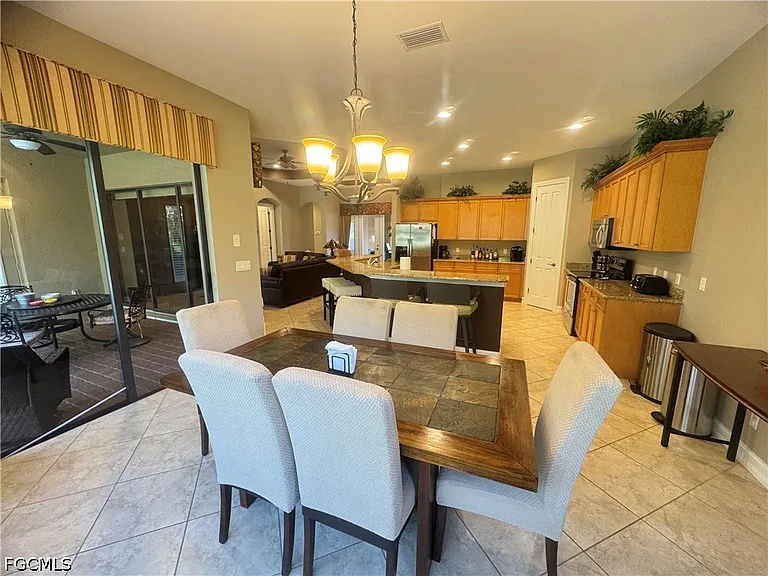 11848 Rosalinda Ct — Photo 19