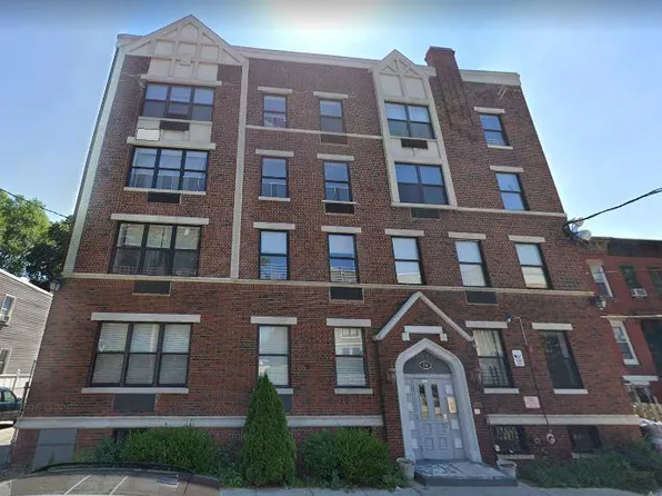 14 Park Street image 1 of 5