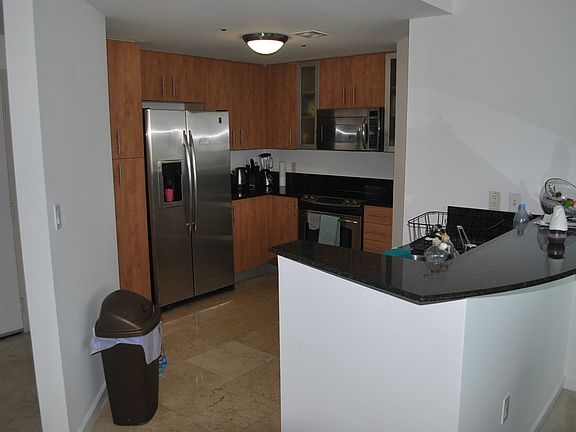 4th image of 7900 Harbor Island Dr APT 823