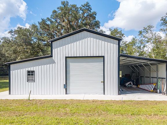 4th image of 2982 SW County Road 18