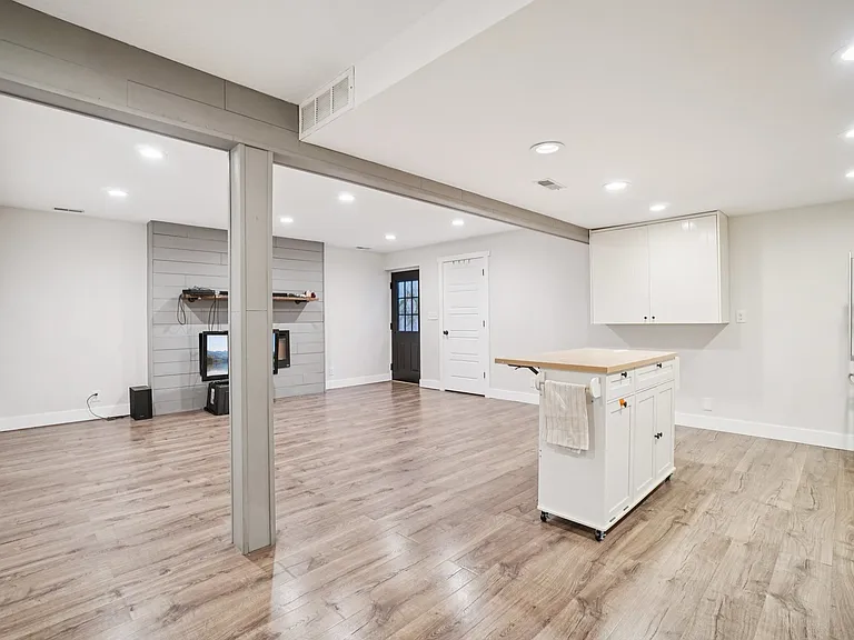865 W Clover Meadow Cir — Photo 2