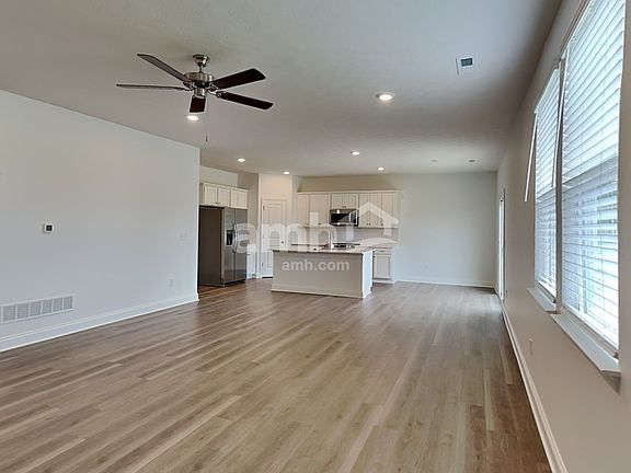 5th image of 9175 Henley Ave SW