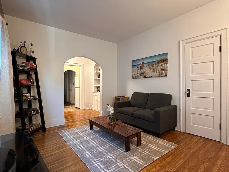 417 W Delavan Ave #1 — Photo 6