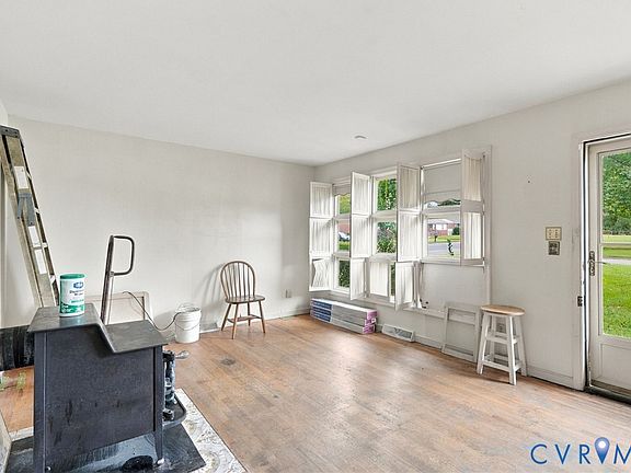 5th image of 4905 Edgefield Cir