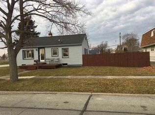 1931 Pine St, Port Huron, MI 48060