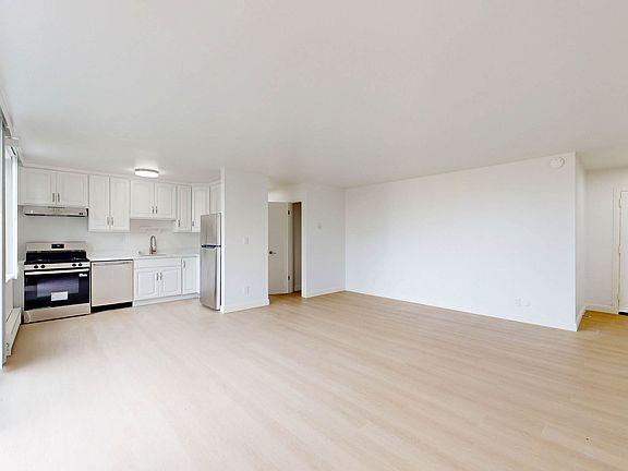 3rd image of 3770 24th St APT 109