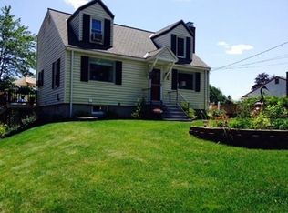 16 Millwood Dr, Shrewsbury, MA 01545
