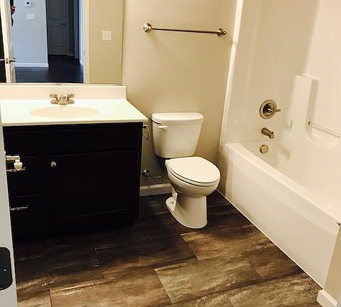 5th image of 120 W Jefferson St #Caaaad503