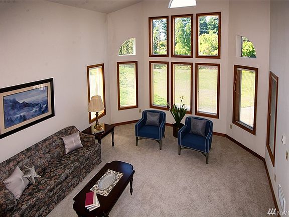 3rd image of 130 N Palmer Dr