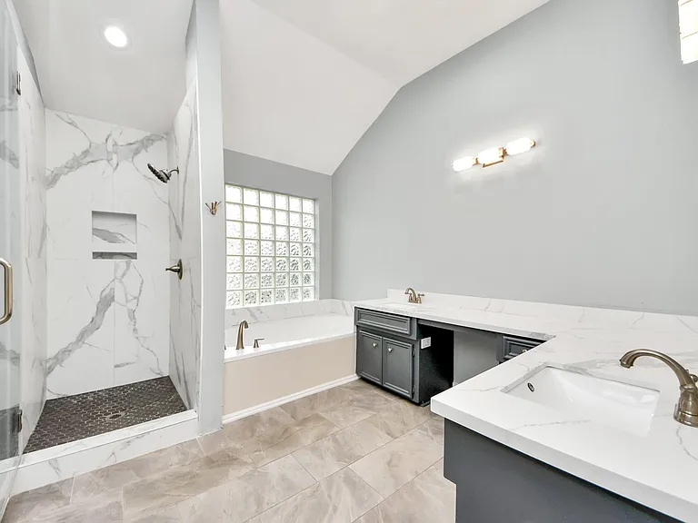3210 Shadowwalk Dr — Photo 26