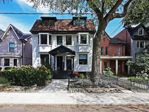 41 Saulter St, Toronto, ON M4M 2H8