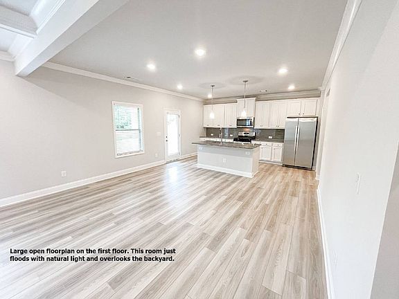 2nd image of 4624 Silver Oak Dr