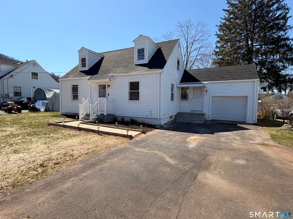 8 River Road, East Haven, CT 06512