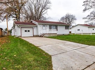 113 Oak St, Blair, WI 54616