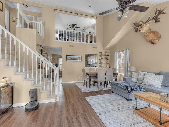 3rd image of 2453 Timber Run