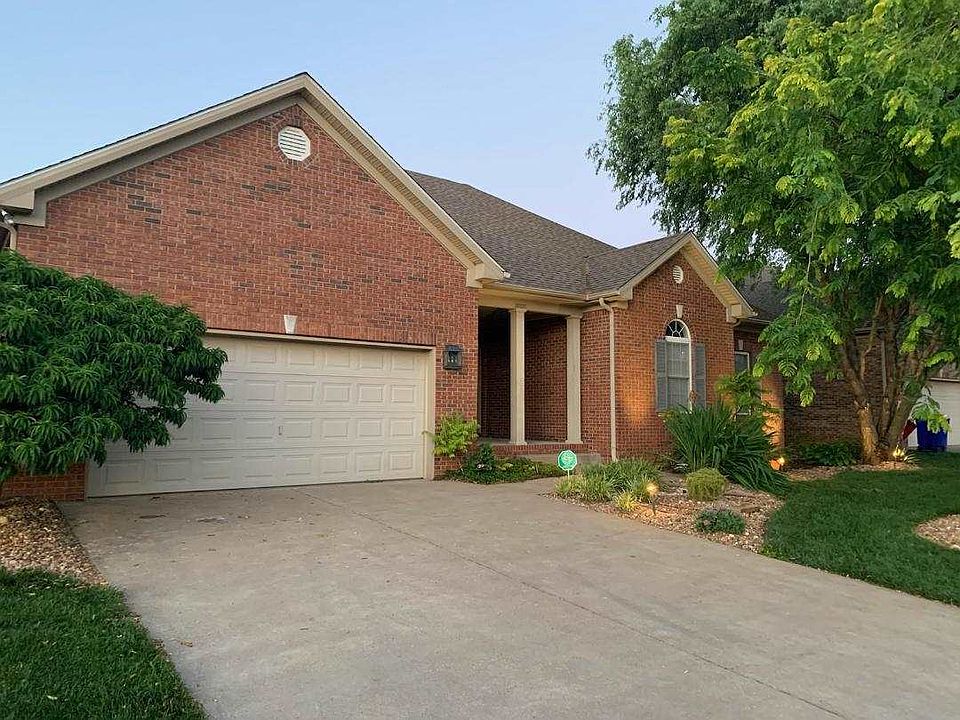 1st image of 620 Crossings Ct