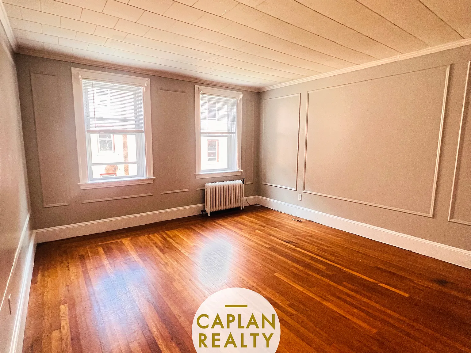 1 bed, 900 sqft, $1,600 — Photo 2