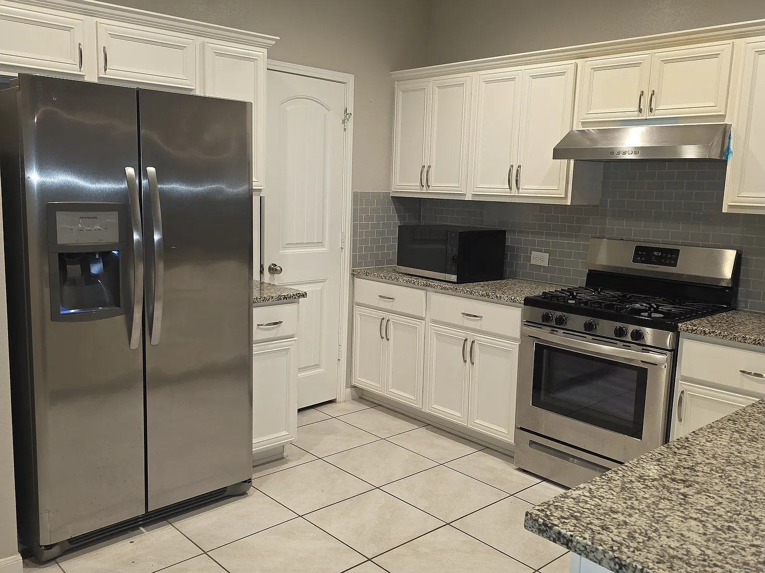4 bed, 1761 sqft, $2,250 — Photo 1