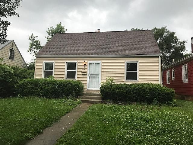 1st image of 1278 E 16th Ave