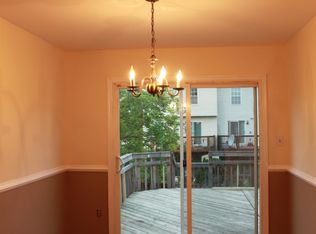 104 Bowsprit Ct, Gaithersburg, MD 20877