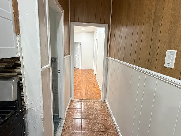 25 W 17th St #2 — Photo 20