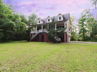 228 Jonaquins Dr, Beaufort, NC 28516
