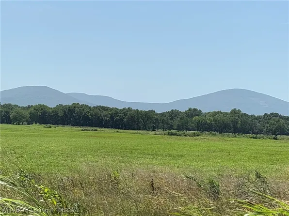 15735 Redbarn Rd, Cameron, OK 74932